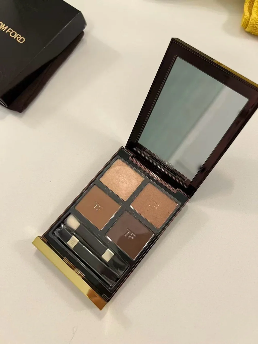 Tom Ford Eye Color Quad 28 De La Crème - Deep Brown & Gold Compact